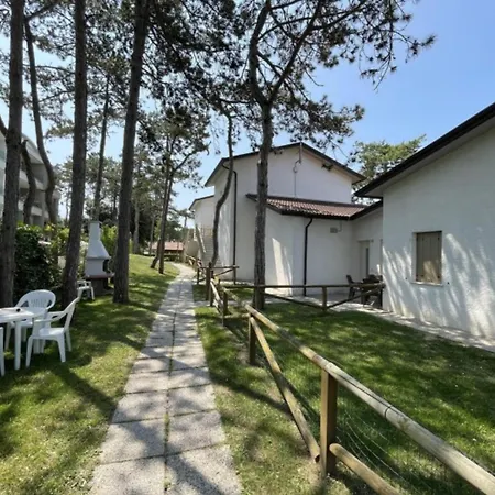 Large With Garden Close To The Sea - By Beahost Apartment *