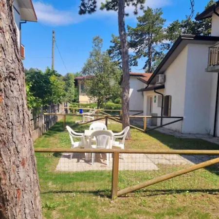 Large With Garden Close To The Sea - By Beahost Apartment *